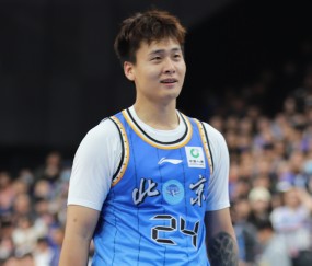MK体育app下载-突发！赵睿赛前热身拉伤临时退赛 此前时隔7年再获周最佳